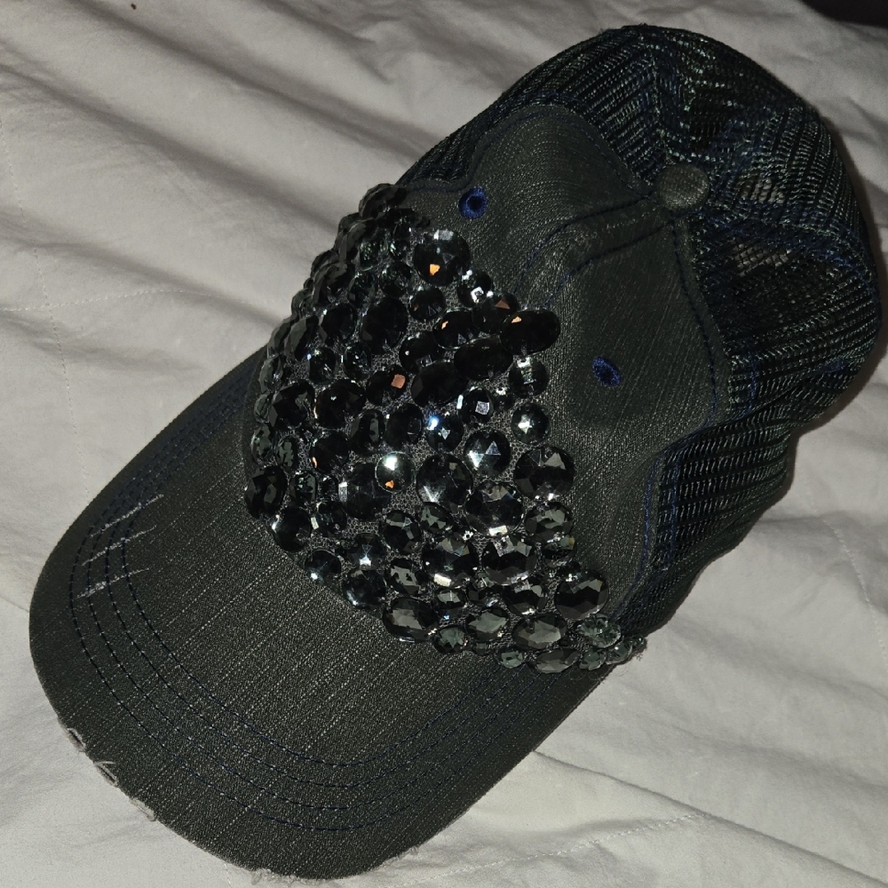 Buckle Dark Cap with Rhinestones
